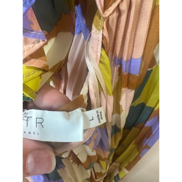 ASTR The Label NWT Sz L Blythe Dress in Lime Rust Floral SOLD OUT Revolve - Picture 8 of 9